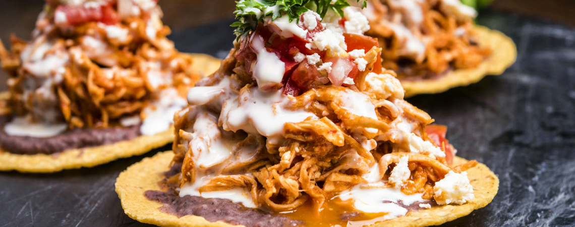 Tostadas Mexicanas de Pollo Rico